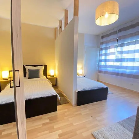 Schulz Zentrum Penzion 3*