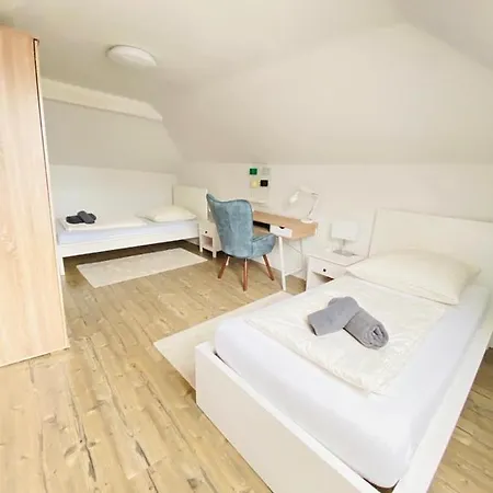 Schulz Zentrum 3*
