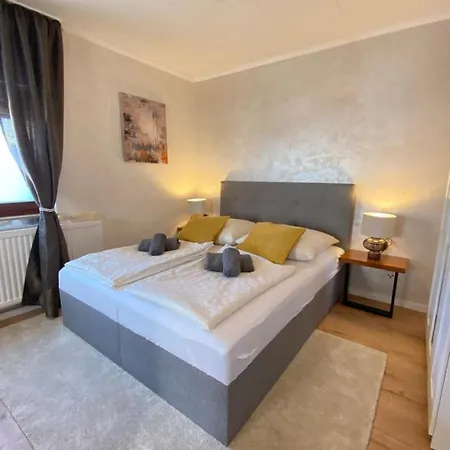 بيت ضيافة Schulz Zentrum بون